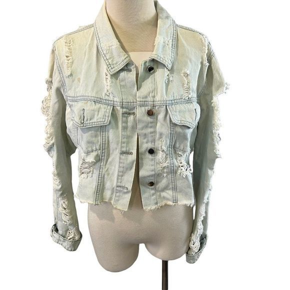 🌿4/$35🌿 REVAMPED DENIM Light Wash Distressed Jean Jacket (XL) - Picture 8 of 8
